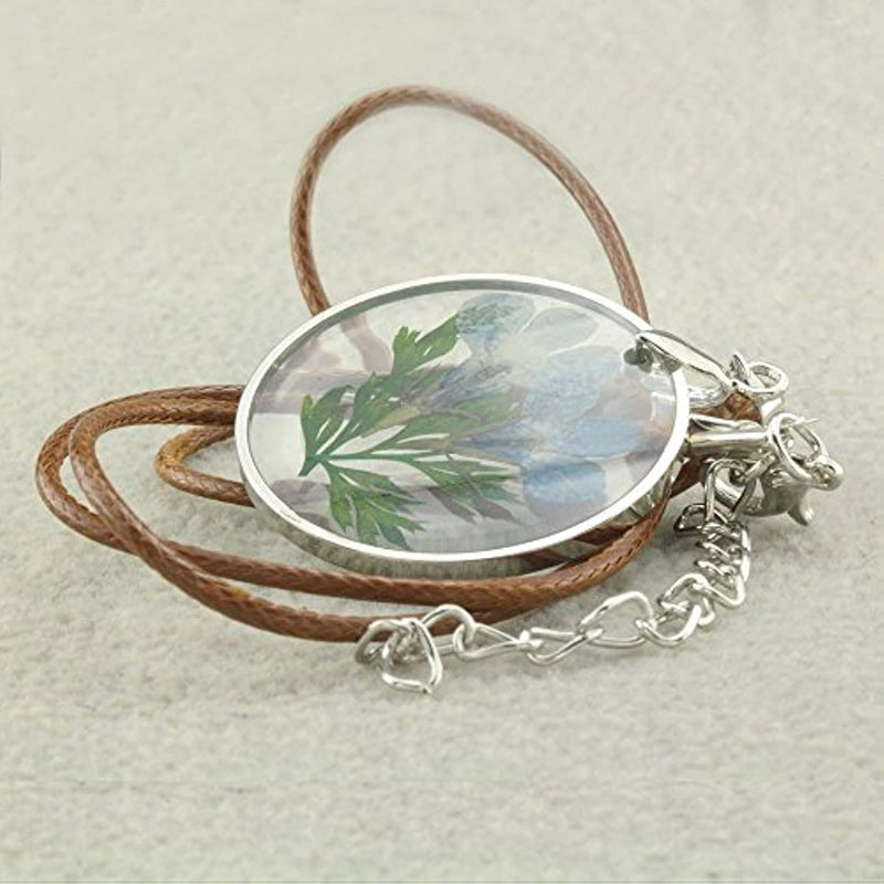 FM FM42 Pressed blue dried flower and green leaf round pendant necklace FN4004, metallic, gemstone free