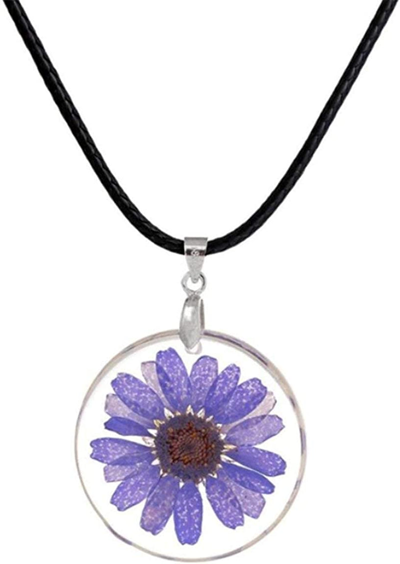 Women's pressed natural daisy resin pendant necklace