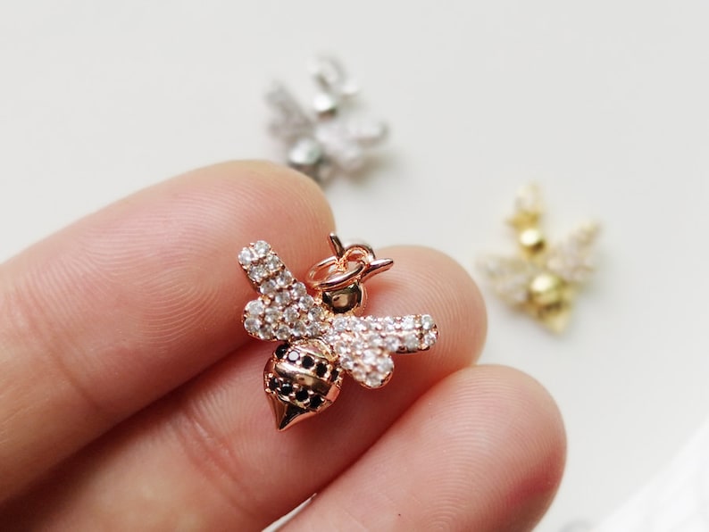 5pcs crystal bee charm pendant,cz pave bee charm,rhinestone bee charm,bracelet necklace pendant,animal charm,insects, gold plated over brass