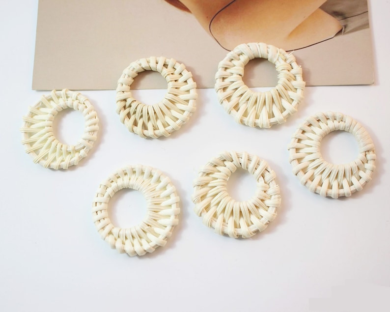 4pcs Natural Rattan Wood Earring Hoops,45MM Round Wooden Charms Handwoven Circle Findings Woven Boho Jewelry Making Blanks