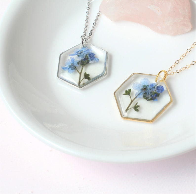 Forget-Me-Not Necklace, Pressed Flower Necklace, Hexagon Forget Me Not Pendant, Resin Plant, Handmade Botanical Mother's Day Gift for Her