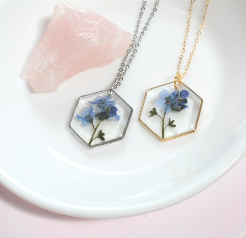 Forget-Me-Not Necklace, Pressed Flower Necklace, Hexagon Forget Me Not Pendant, Resin Plant, Handmade Botanical Mother's Day Gift for Her