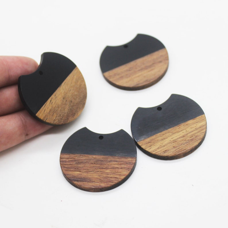 4pcs Epoxy Resin Pendants, Semi Translucent Black Resin Findings, Wood and Resin Pendant, Color Blocked, Large Round Charm