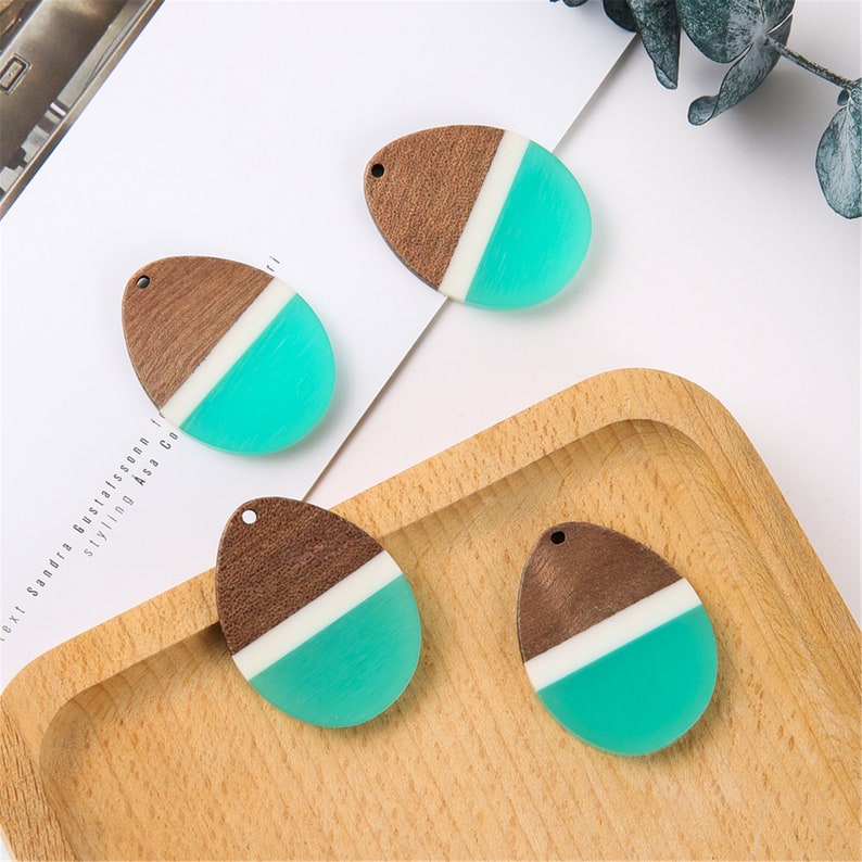 4pcs Epoxy Resin Pendants, Teardrop Translucent White Resin Findings, Wood and Resin Pendant, Color Blocked, Large Round Charm