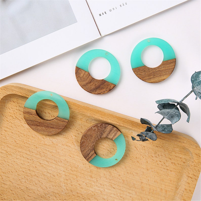 4pcs Epoxy Resin Pendants, Semi Translucent White Resin Findings, Wood and Resin Pendant, Color Blocked, Large Round Charm