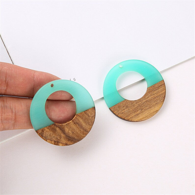 4pcs Epoxy Resin Pendants, Semi Translucent White Resin Findings, Wood and Resin Pendant, Color Blocked, Large Round Charm