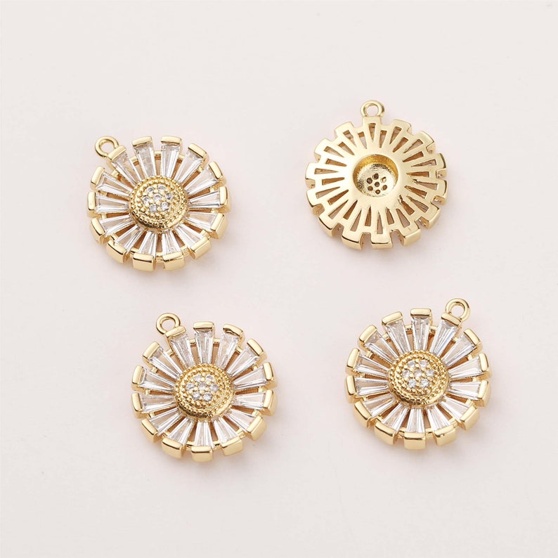 6pcs Real 18k Shiny Gold Daisy Flower Charms, CZ Pave Daisy Pendant, Dainty Flower Charms, Necklace Charm, Bracelet Charms, Nickel-free