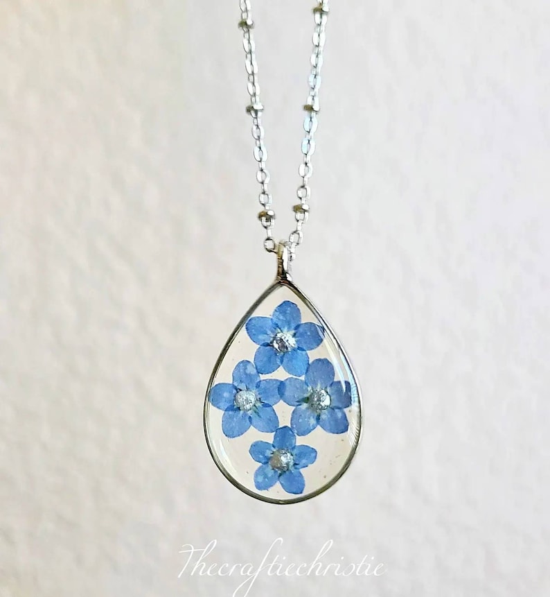 Forget Me Not Necklace-Pressed Flower Jewelry-Flower Jewelry-Real Flower Necklace-Nature Jewelry-Resin Flower-Anniversary Gift-Gift for her