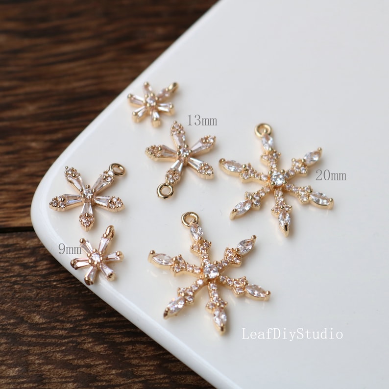 10pcs Five petal flower Zirconia pendant Charm, Six petal snowflake Pendant, diy Glass zircon pendant, DIY Jewelry Supply