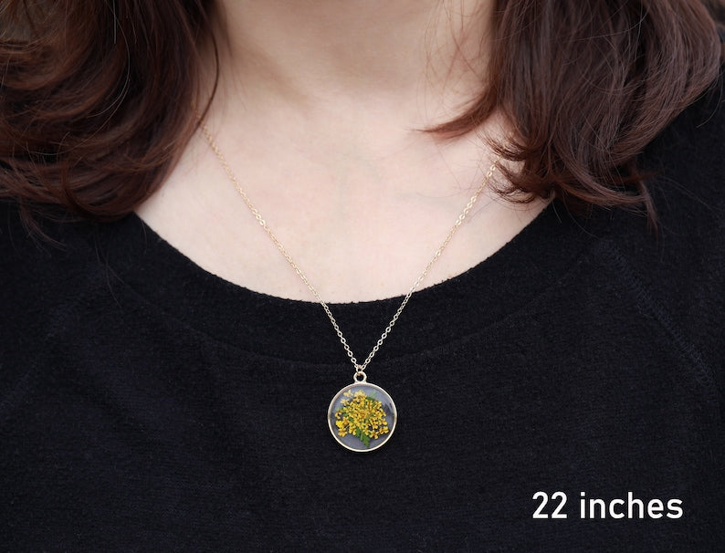 Pressed Flower Resin Round Pendant Necklace | Real Flower Resin Necklace| Handmade Botanical Jewelry