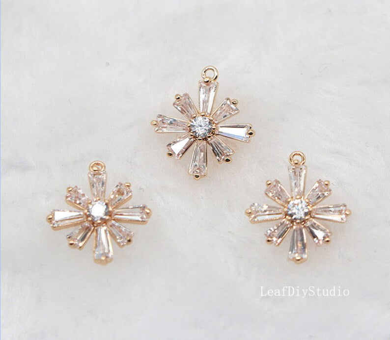 10pcs cz pave Snowflake charm, 11.8x13.1mm Snowflake pendant, pave Snowflake charm, gold plated over brass