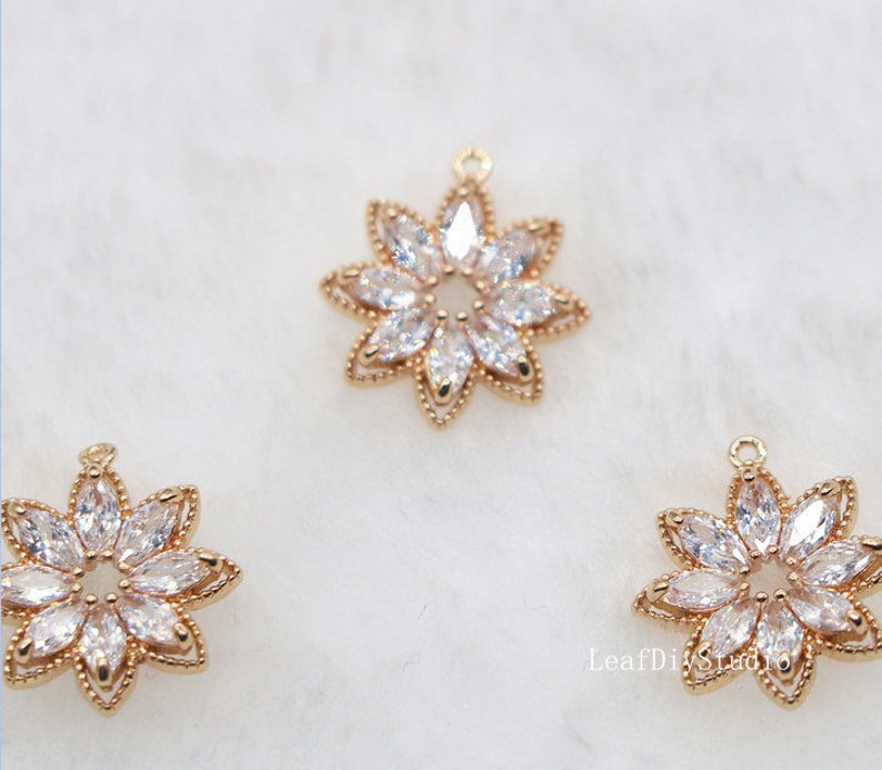 10pcs CZ Pave Eight petal flower Charm, 14mm flower Zircon Pendant , Jewelry Making, Material Craft Supplies