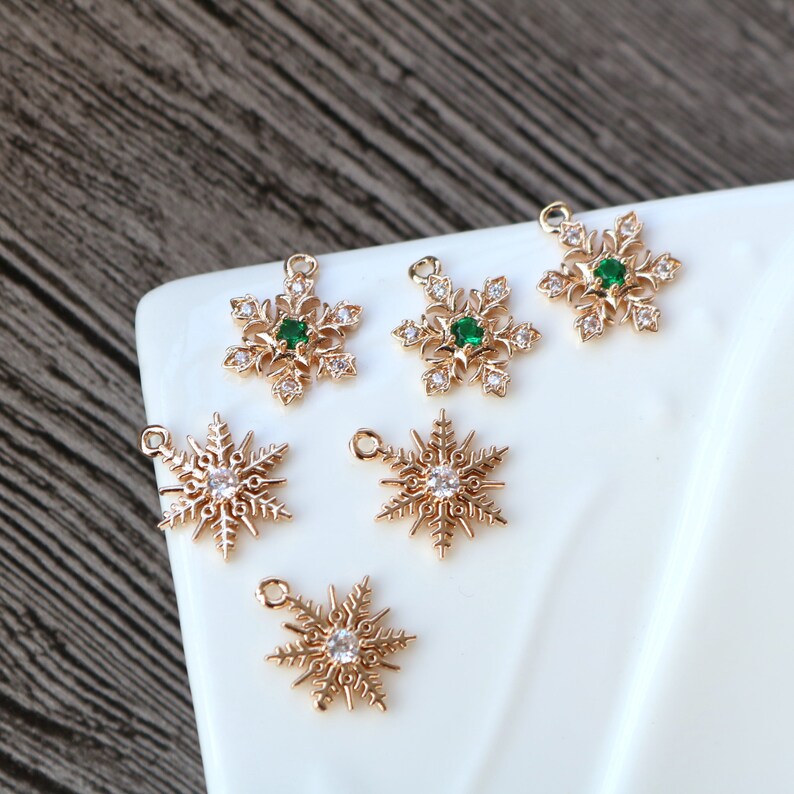 10pcs Snowflake CZ Pave Charm, flowers zircon Charm Pendant 13mm/ 15mm ,crystal Pave Charm, wholesale prices, High Quality