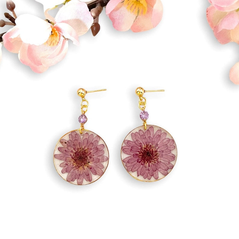 Resin dangle earrings with real pressed flowers and cubic zirconia, Purple daisy earrings, Perfect gift for sister