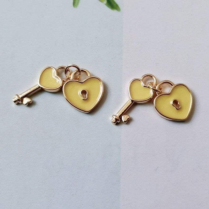 6pcs High Quality Real Gold Plated Lock and Key Charm, Enamel Heart Key Pendant, Nickel free