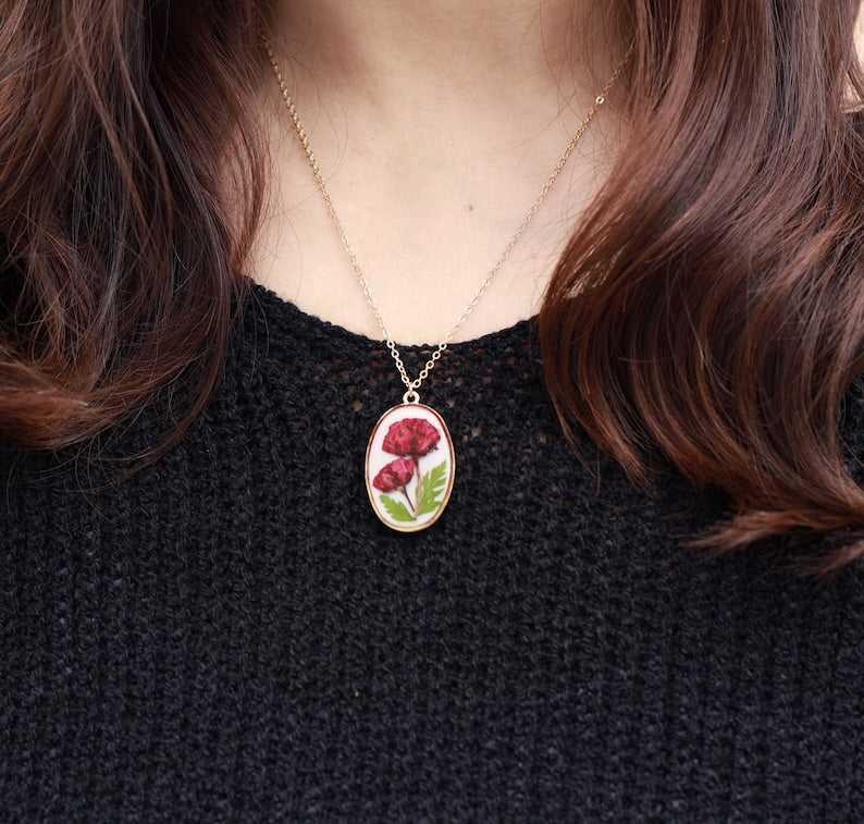 Pressed Natural Purple Flower With Butterfly Oval Shape Resin Necklace Mother's Day Gift