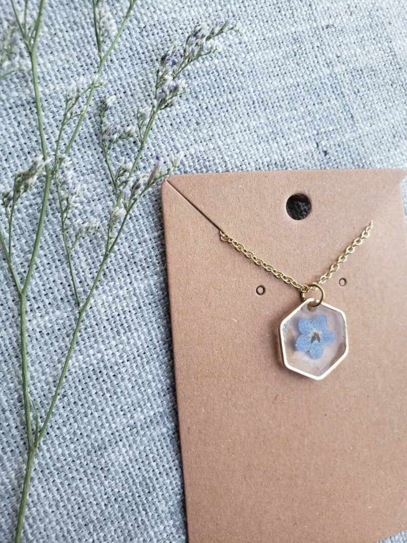 Real Flower Necklace, Forget-Me-Not, Delicate Wildflower Necklace, Dainty Flower Necklace, Minimalist, Gifts For Her, Handmade Jewelry