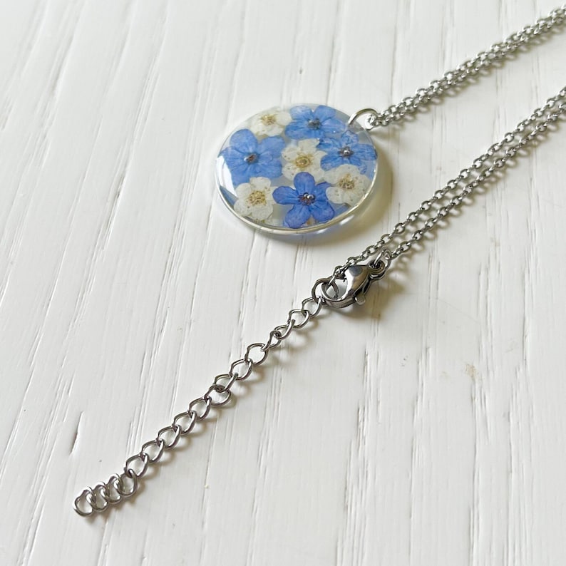 Resin Flower Necklace, Non Ti Scordar Di Me and Spirea Necklace, Pendant Woman Necklace, Steel Necklace