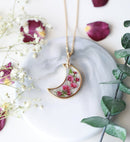 Handmade Pressed Flower Real Flower Floral Baby's Breath Crescent Moon Resin Necklace Mother's Day Gift for women girls