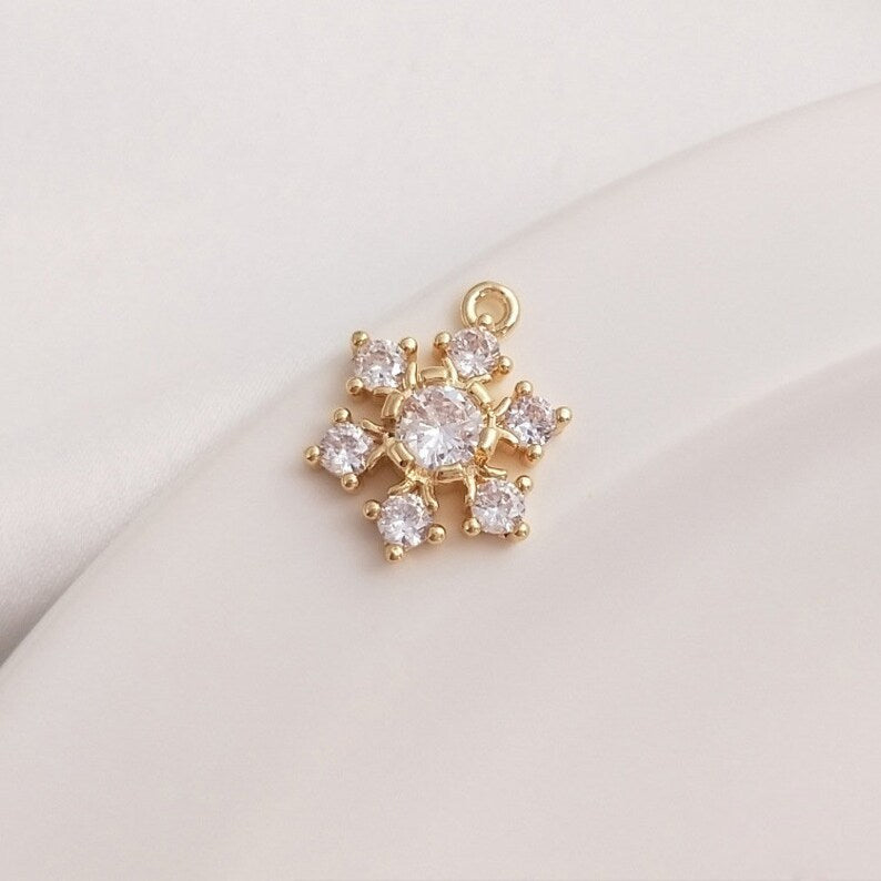 10pcs CZ Paved snowflake Charm, Gold Plated Brass Earring Findings, shape cubic charm, Cubic zirconia pendant