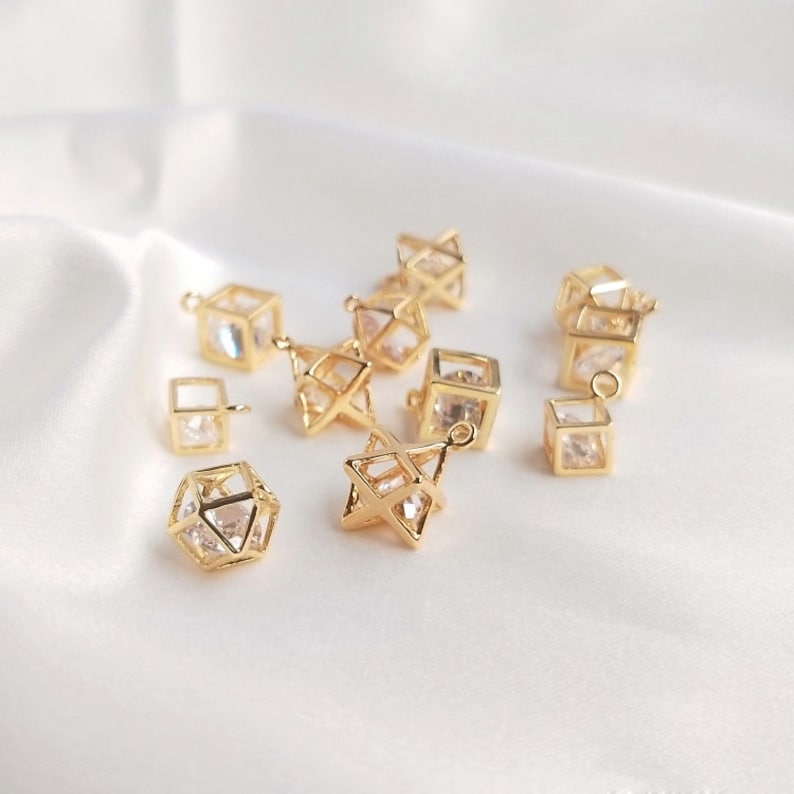 10pcs Crystal three-dimensional pendant, geometric pendant square pendant, cz pave charm pendant, DIY Jewelry Making