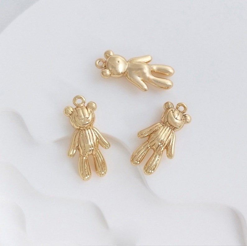 10pcs bear CZ Paved bee Charm, bunny Earring Findings, shape cubic charm, bunny pendant