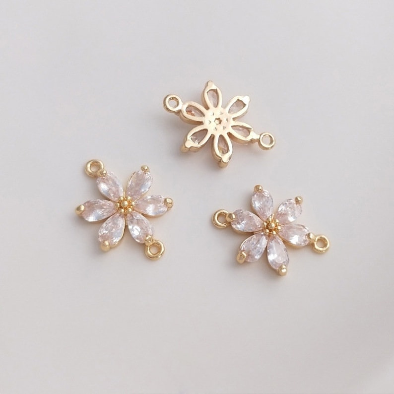 10pcs daisy CZ Pave Charm, CZ Zircon six-petaled flower Pendant Charm, flower Jewelry Making, Material Craft Supplies