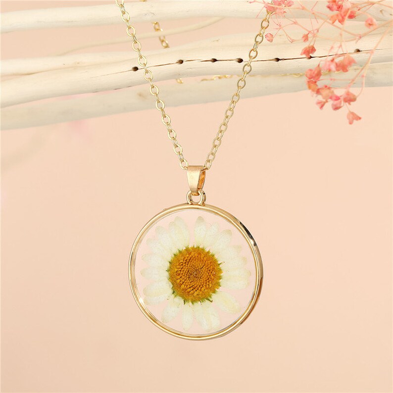 Birth Flower Necklace,Personalized Birthday Gifts, Dried Flower Resin Art, Pressed Flowers Customized Jewlery, Sorority Idea