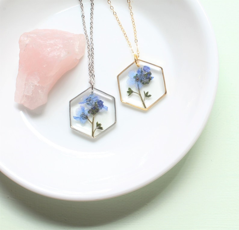 Forget-Me-Not Necklace, Pressed Flower Necklace, Hexagon Forget Me Not Pendant, Resin Plant, Handmade Botanical Mother's Day Gift for Her