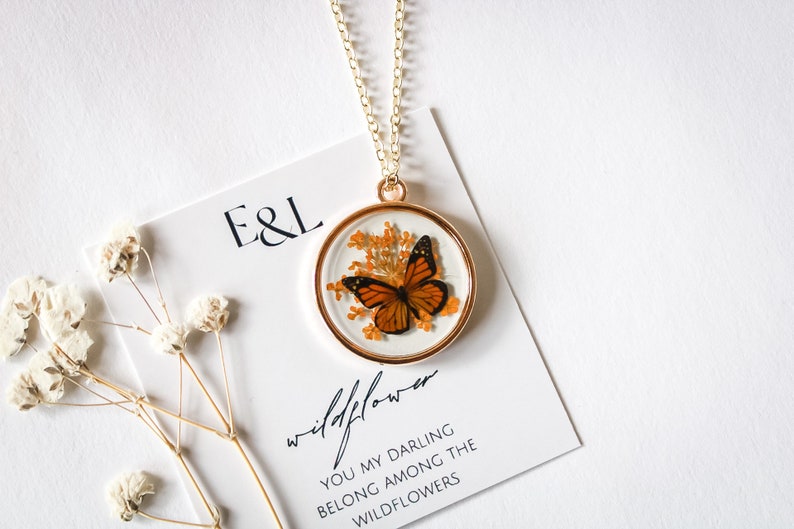 Monarch Butterfly Necklace | Save our Monarchs | Pressed Wildflower Necklace | Resin Necklace | Dried Wildflowers