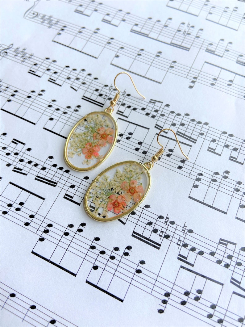 Baby's Breath Pressed Flower Earrings | Real Wildflower Earrings | Dry White Orange Flower Oval Earrings | Resin Dried Floral Dangle Drop