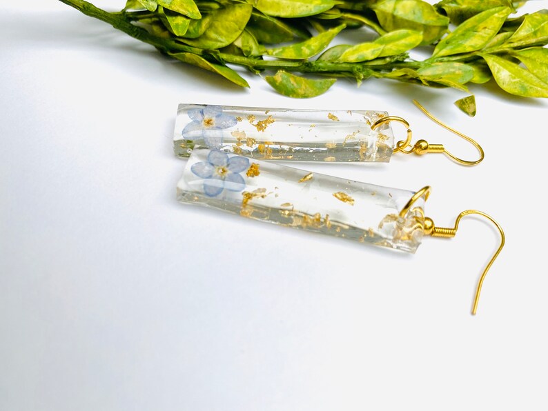 Handmade Hypoallergenic Forget Me Not Flower Dangle Drop Earrings, Resin Earrings, Cute Earrings, Real Flower Jewelry, Flower Earrings