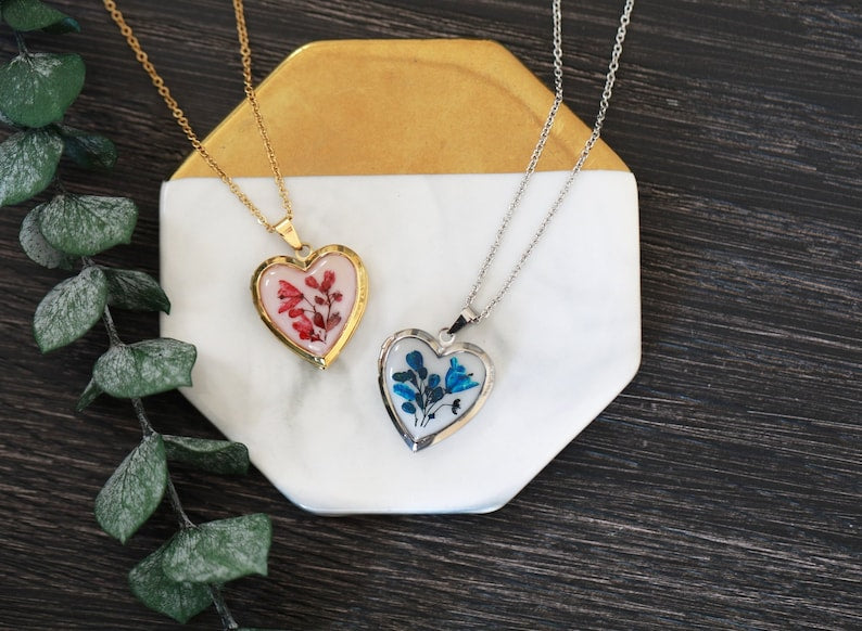 Handmade Pressed Natural Flower Stainless Steel Heart Locket Necklace| Silver Gold Tone Photo Locket Pendant Necklace