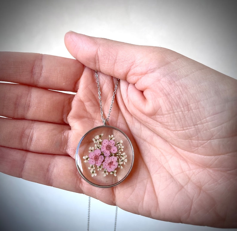 Forget-me-not flower necklace, resin jewel with Myosotis flowers