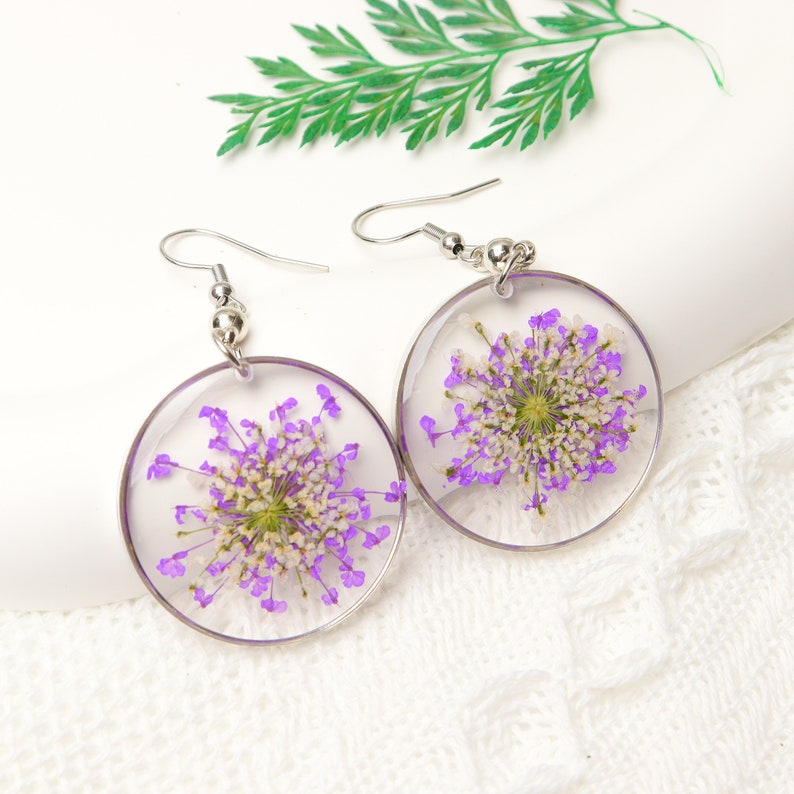 Dried flower handmade resin earrings, Pressed Flower Earrings,Purple Babybreath Dangle Drop Earrings,Bridesmaid Earring Gift