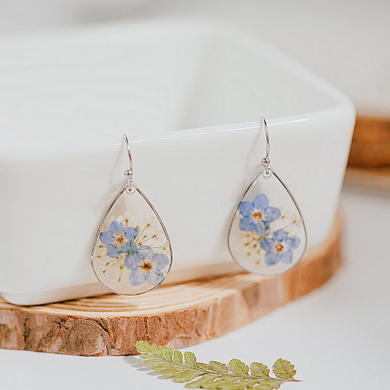 Forget me not Flower Resin Earrings,Pressed Flower Earrings,Real Dried Flower Earring, Bridesmaid Earring, Summer Jewelry, Mother's Day Gift