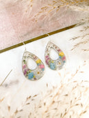 Pressed flower earrings in resin, hoop earrings, ladies jewellery.