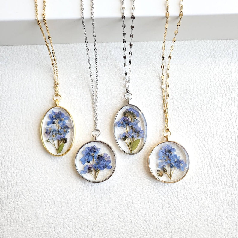 Forget Me Not Necklace, Pressed Flower Necklace, Dried Flower Jewelry, Resin Jewelry, Bridesmaid Gift for Wedding, Mothers Day Gift for Mom