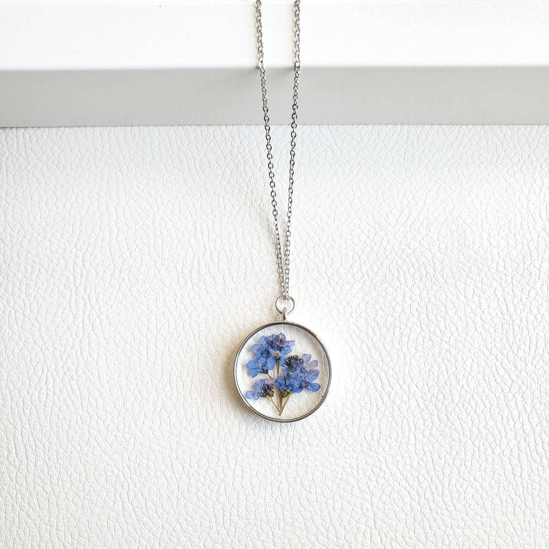 Forget Me Not Necklace, Pressed Flower Necklace, Dried Flower Jewelry, Resin Jewelry, Bridesmaid Gift for Wedding, Mothers Day Gift for Mom