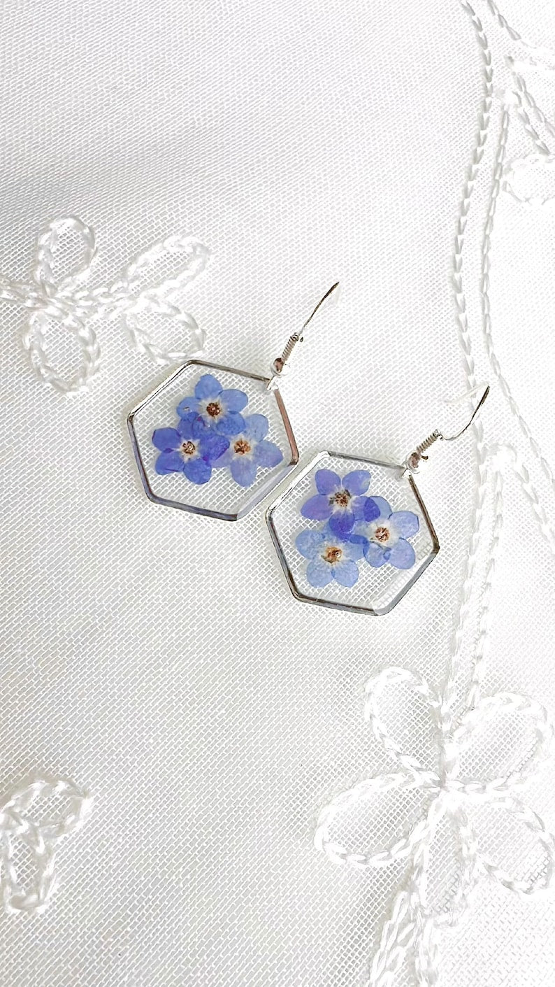 Forget Me Not Silver Hexagon Earrings, Real Pressed Flowers Handmade Earrings, Blue Dry Flowers, Special, Unique, Gift for Her