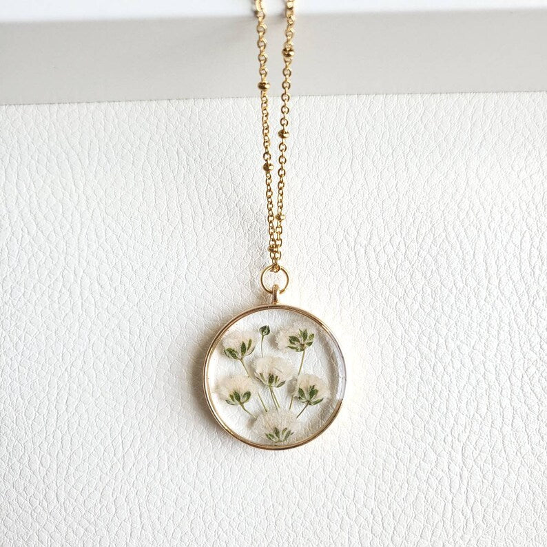 Baby Breath Necklace, Pressed Flower Necklace, Floral Necklace, Bridesmaid Jewelry, Handmade, Unique Gifts for Women, Mothers Day Gifts