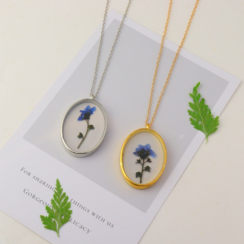 Forget-me-not necklace with pendant, Pressed Flower Necklace, Dried Flower Jewelry Gift for Plant Lady, Real Flower Necklace Gift for Mom