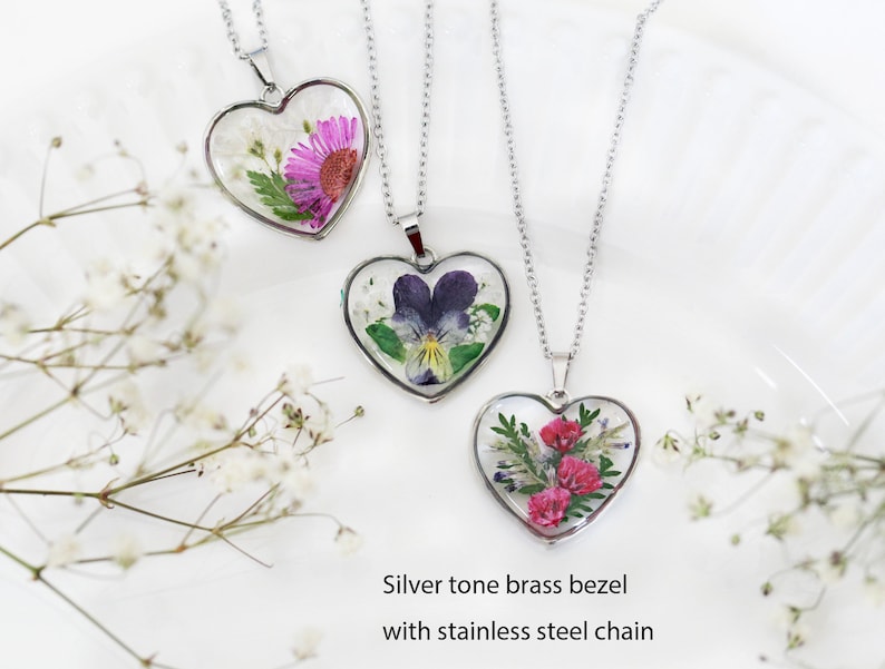 Birth Month Flower Necklace| Pressed Natural Flower Heart Necklace| Unique Birthday Gift Personalized Handmade Jewelry