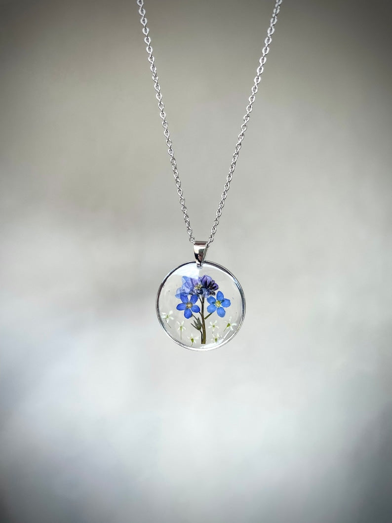 Forget-me-not flower necklace, resin jewel with Myosotis flowers