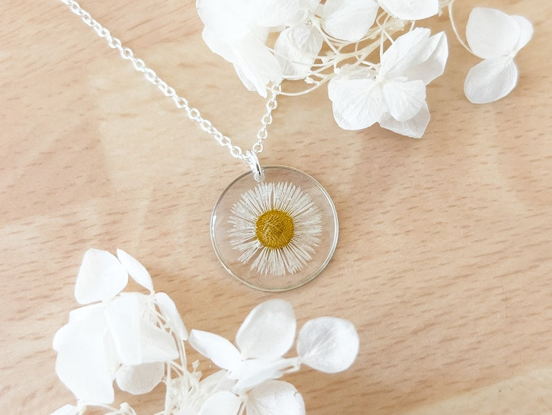 Small Silver Daisy Necklace For Women, Real White Daisy Jewellery For Her, sterling silver daisy pendant necklace birthday gift