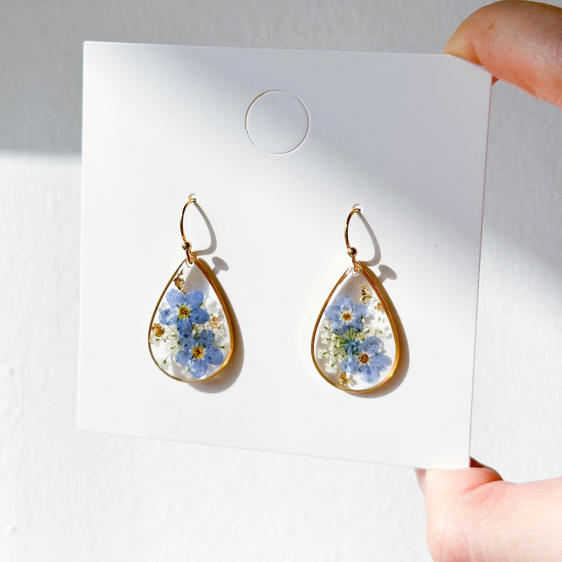 Gold Forget Me Not Flower Earrings, Handmade Pressed Real Flower Resin Earrings, Dangle Drop Earrings, Dired Flower Earrings, Birthday Gift