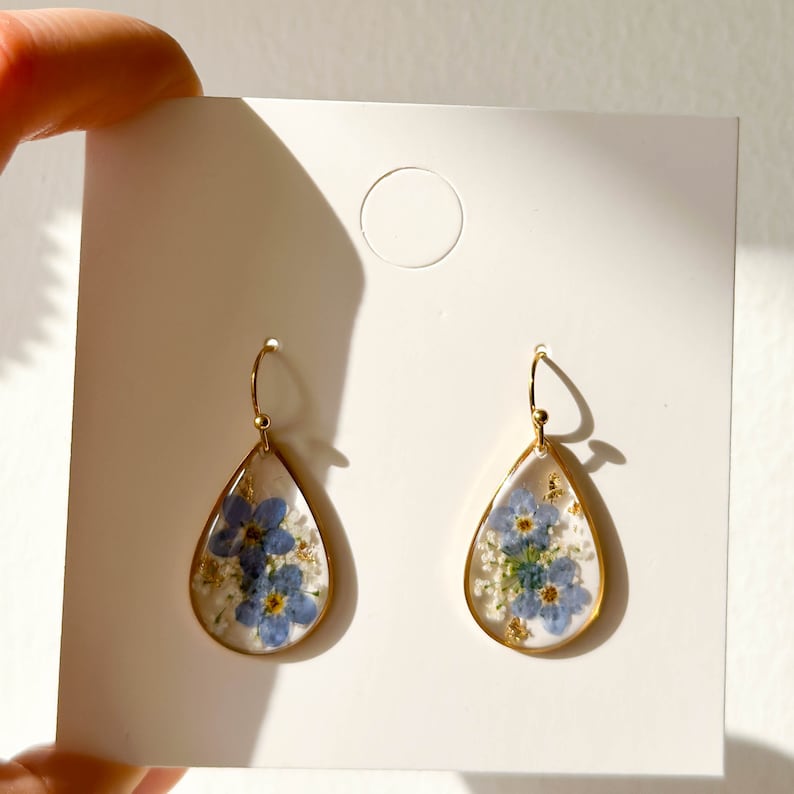 Gold Forget Me Not Flower Earrings, Handmade Pressed Real Flower Resin Earrings, Dangle Drop Earrings, Dired Flower Earrings, Birthday Gift