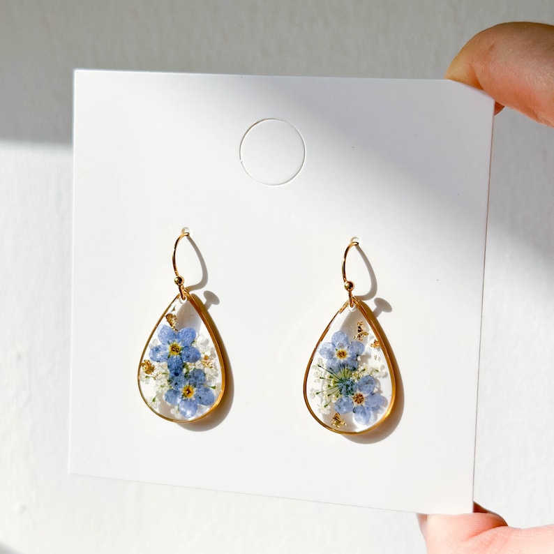 Gold Forget Me Not Flower Earrings, Handmade Pressed Real Flower Resin Earrings, Dangle Drop Earrings, Dired Flower Earrings, Birthday Gift