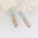 4pcs Epoxy Resin Pendants, Long Stick Translucent White Resin Findings, Wood and Resin Pendant, Color Blocked, Long BarCharm