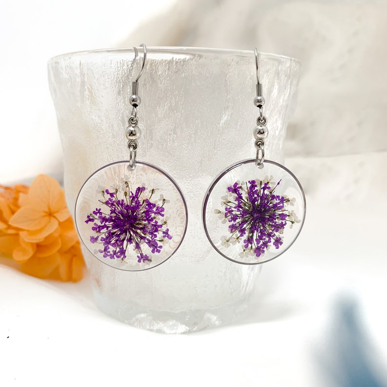 Babybreath Pressed Flower Earrings, Real Dried Flower Earrings, Resin Earrings, Dangle Drop Earrings, Bridesmaid Earring Gift